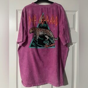 Def Leppard Pink Band Shirt XL